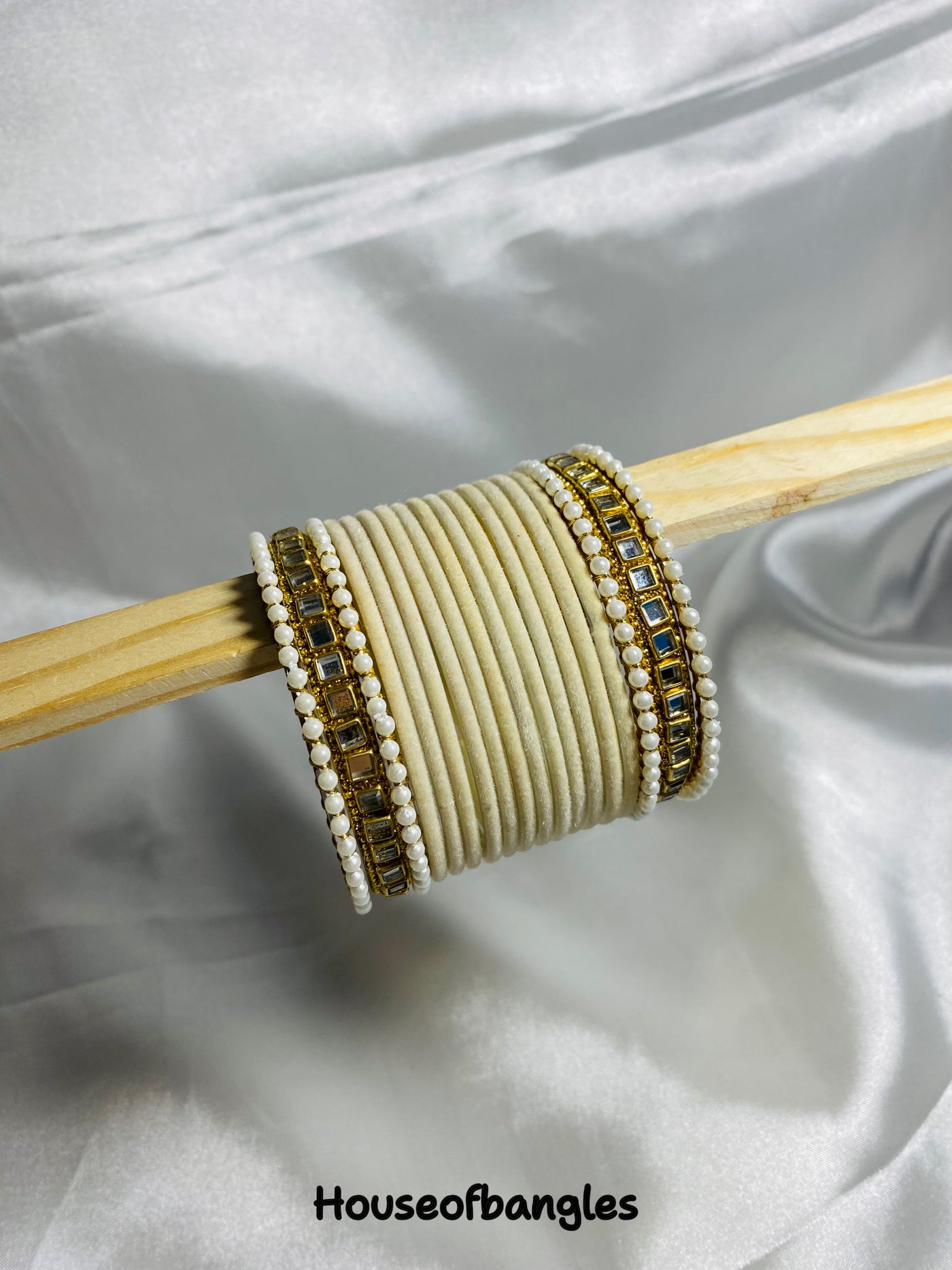 White Velvet kundan Bangles Set