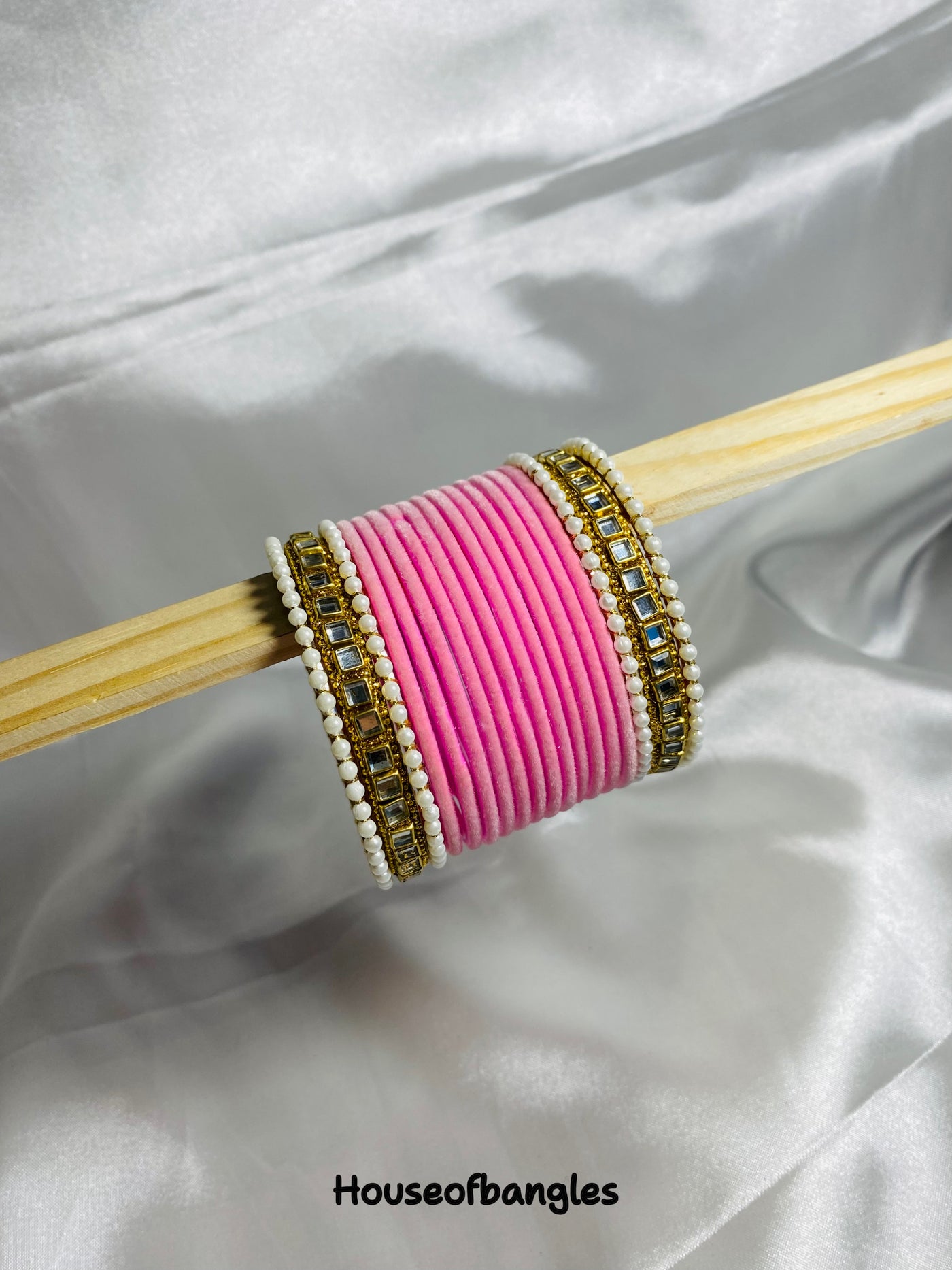 Pink Velvet kundan Bangles Set