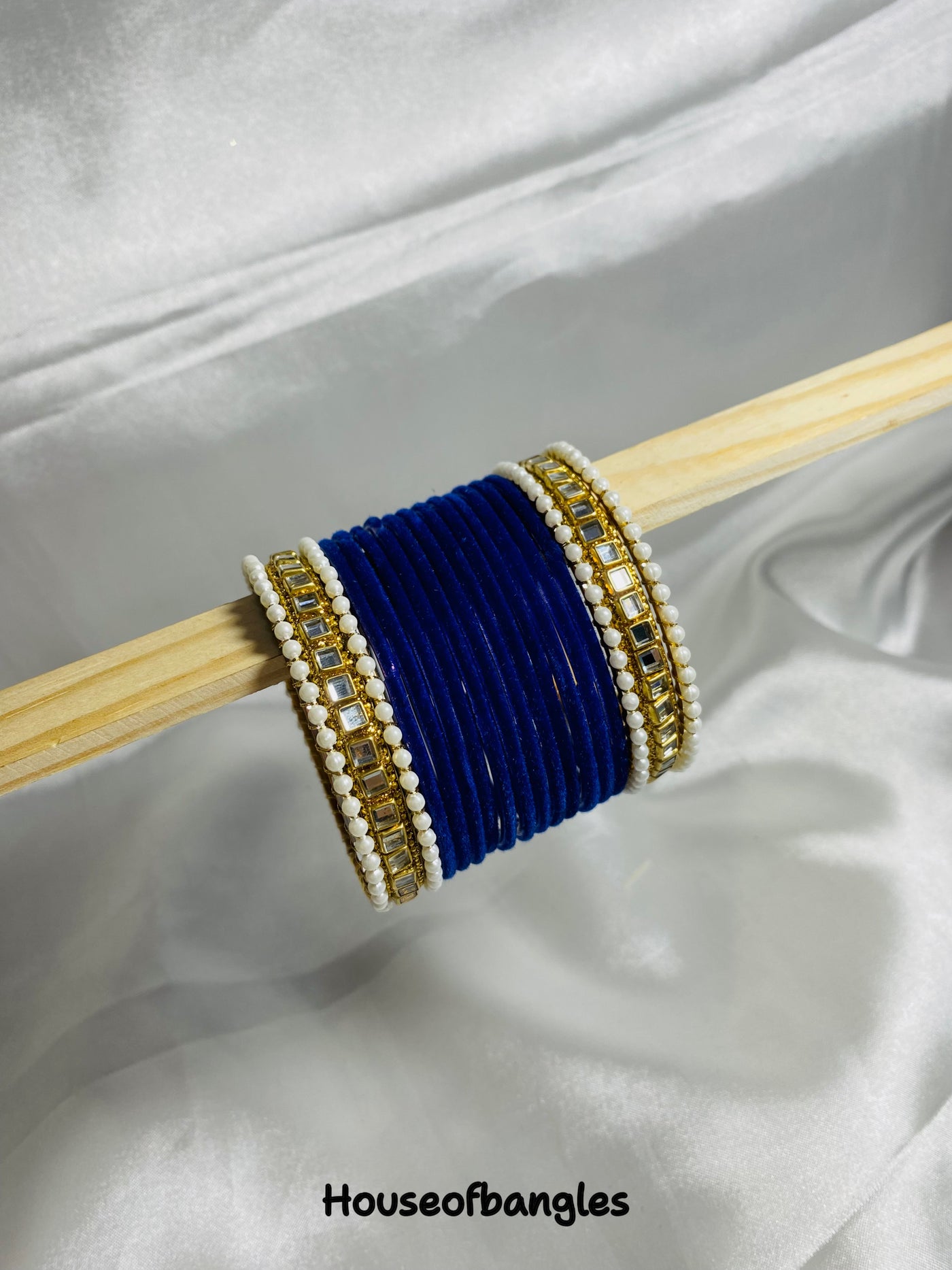 Dark Blue Velvet kundan Bangles Set