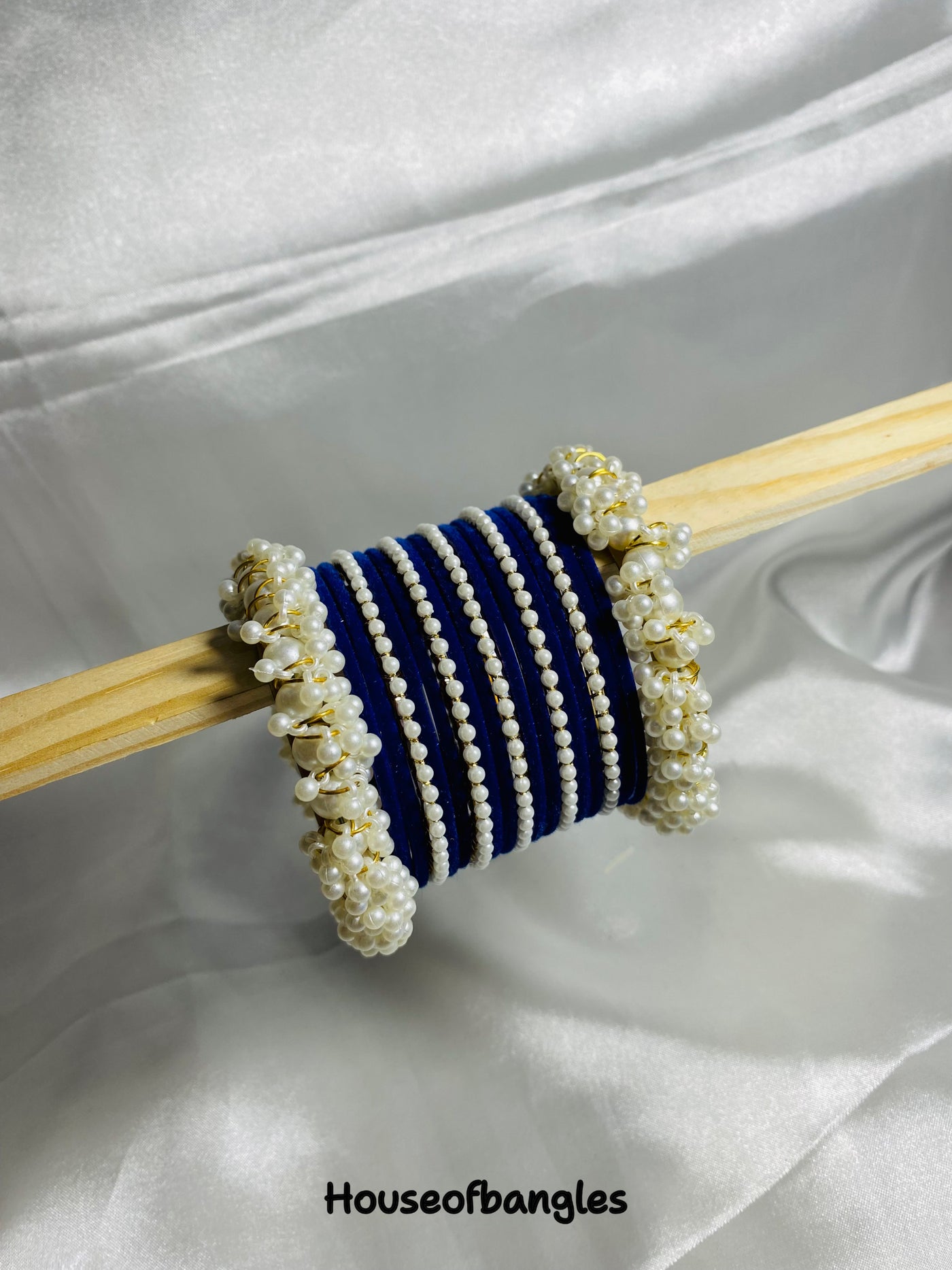 Dark Blue Velvet Thin Pearl Bangles Set