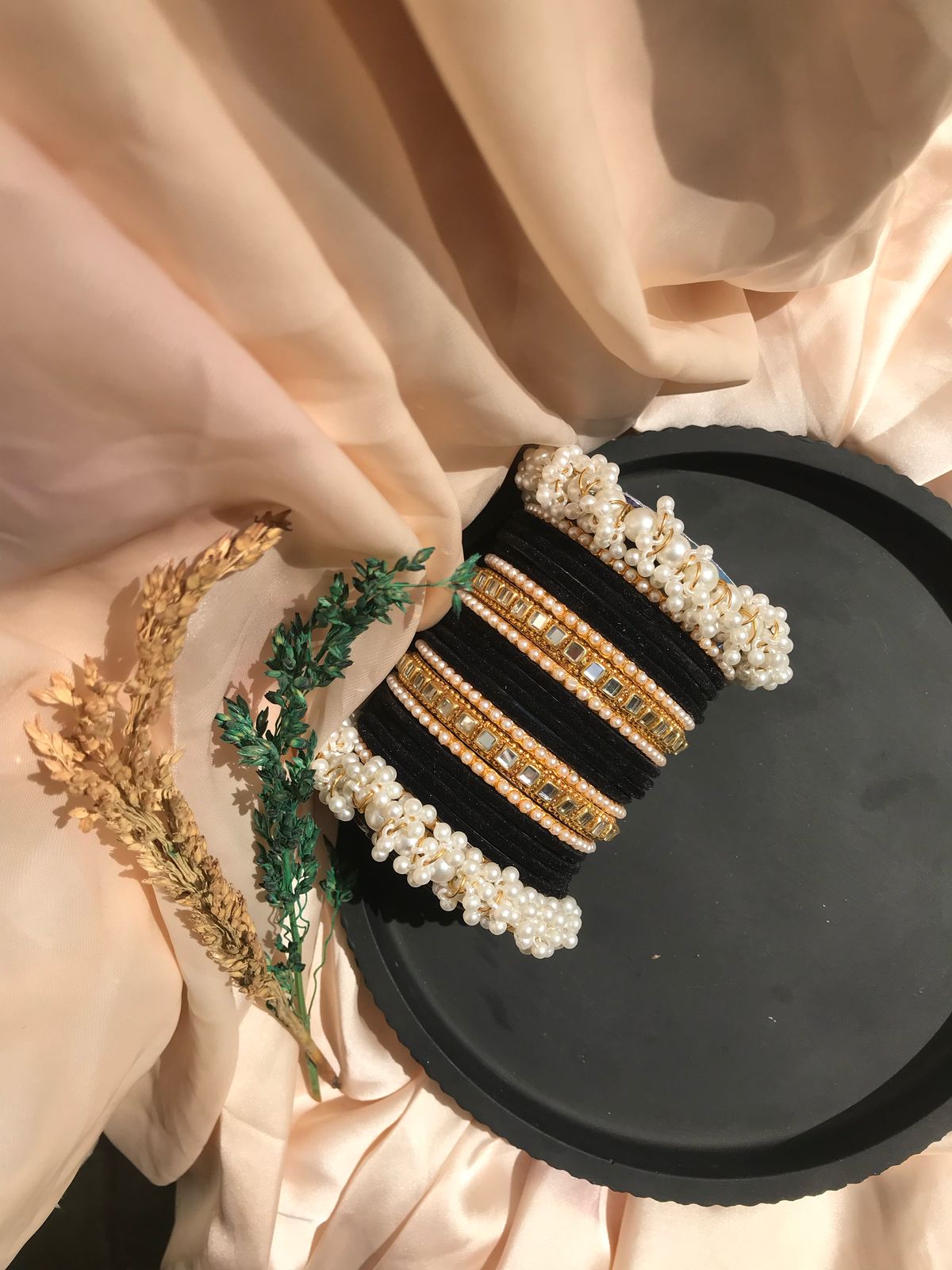 Black Velvet Pearl Bangles Set